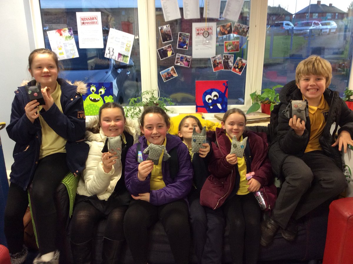 Darwin_Over's tweet photo. Junk yard club had so much fun last night recycling old socks and buttons into a cuddly creature.@O_Year_3_4 O_Year_5_6 Overthorpe_Acad https://t.co/ZwV9i7O3Kt