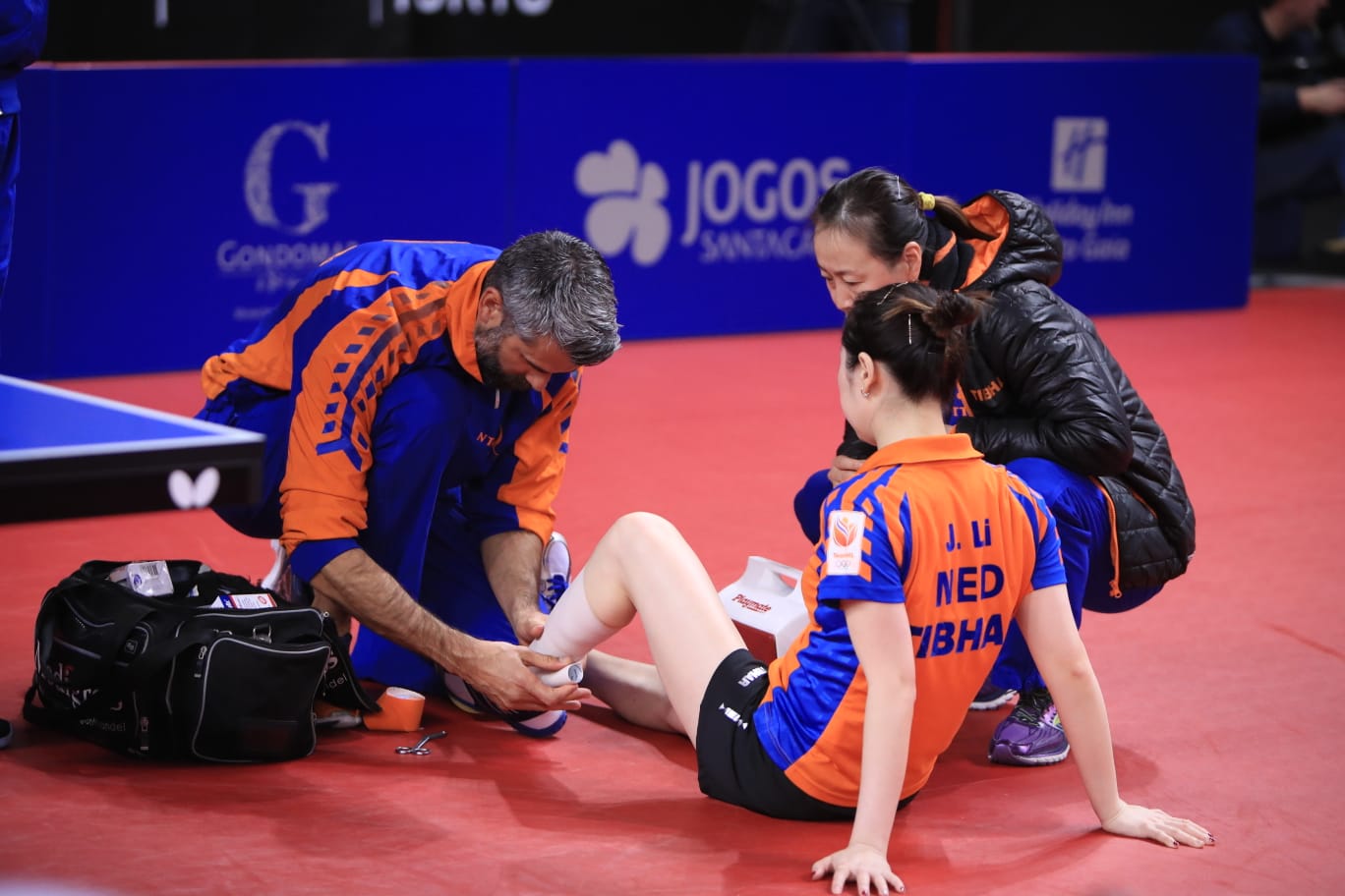 World Table Tennis on Twitter "Li Jie got injured 😱 in the 1st game 🏓