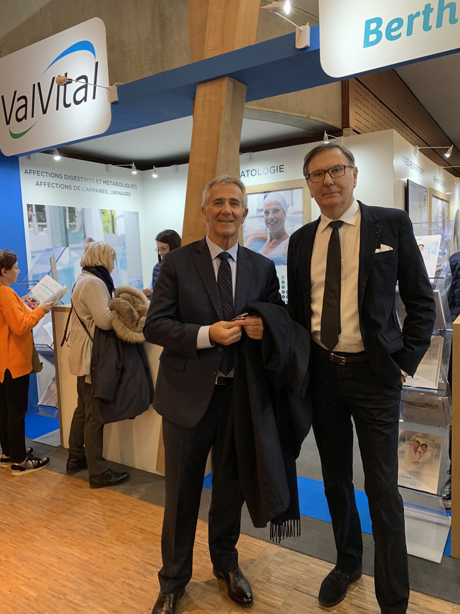 LalandeBernard's tweet image. Inauguration avec le député @RaphaelGerard17 du salon du @LesThermalies . Beaucoup de rencontres d’acteurs du  @thermalisme de @departement17 . #Jonzac, #saujon,#rochefort et la toute dernière station #StJeanAngely