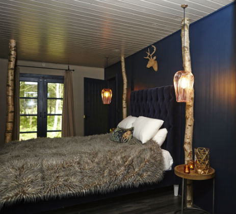 This is the amazing Star Suite at North Star Club in Yorkshire with copper bath! Glamping at its finest. See bit.ly/30X0M6d #Glamping #Yorkshire