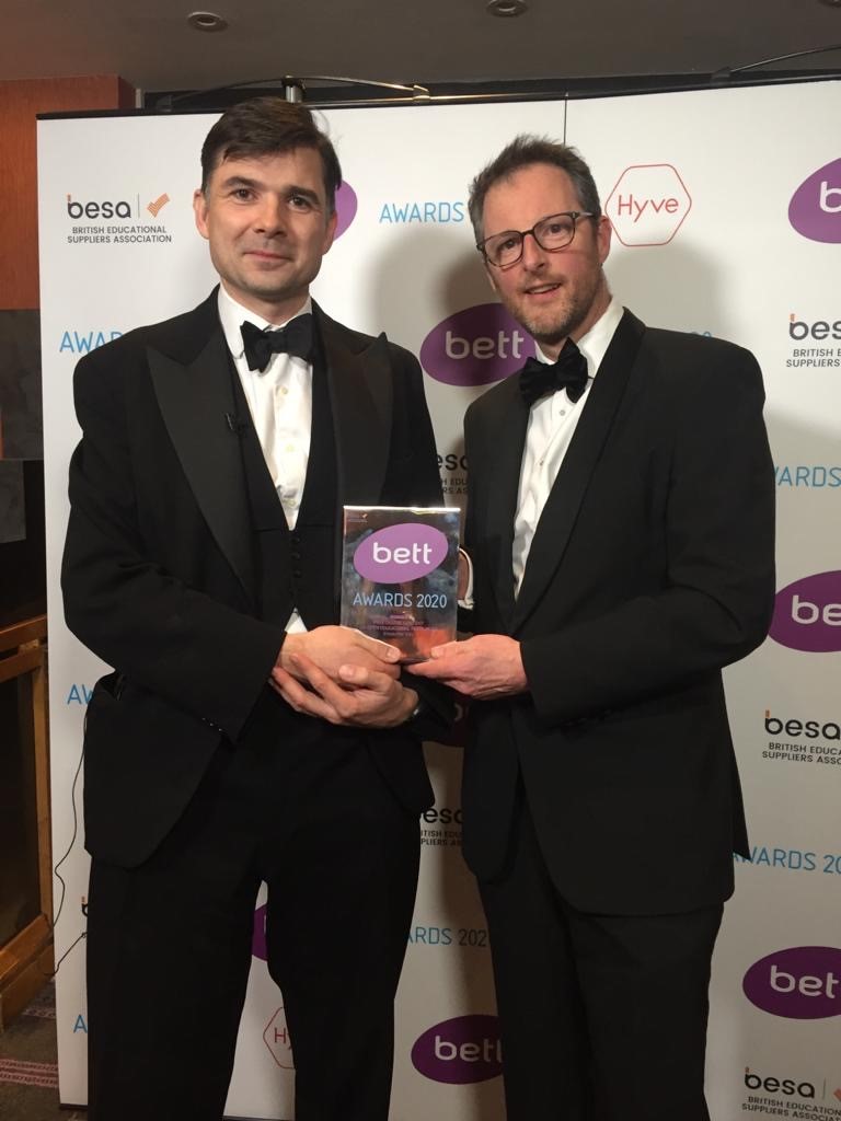 Congrats to our partner <a href="/encounteredu/">Encounter Edu</a> for winning the #Bett2020 award for Best Free Digital Content or Open Educational Resources for their work on @AXAOceanEducation live broadcasts, resources and the <a href="/GlobalGoalsUN/">Global Goals</a>. We’re proud to work with them to help improve #oceanliteracy