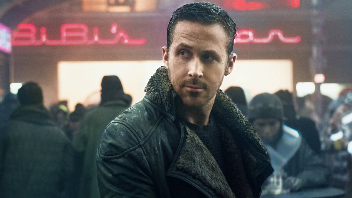 empiremagazine's tweet image. Denis Villeneuve wants to 'revisit' the world of #BladeRunner, as long as it isn't a direct sequel – exclusive: empireonline.com/movies/news/de…