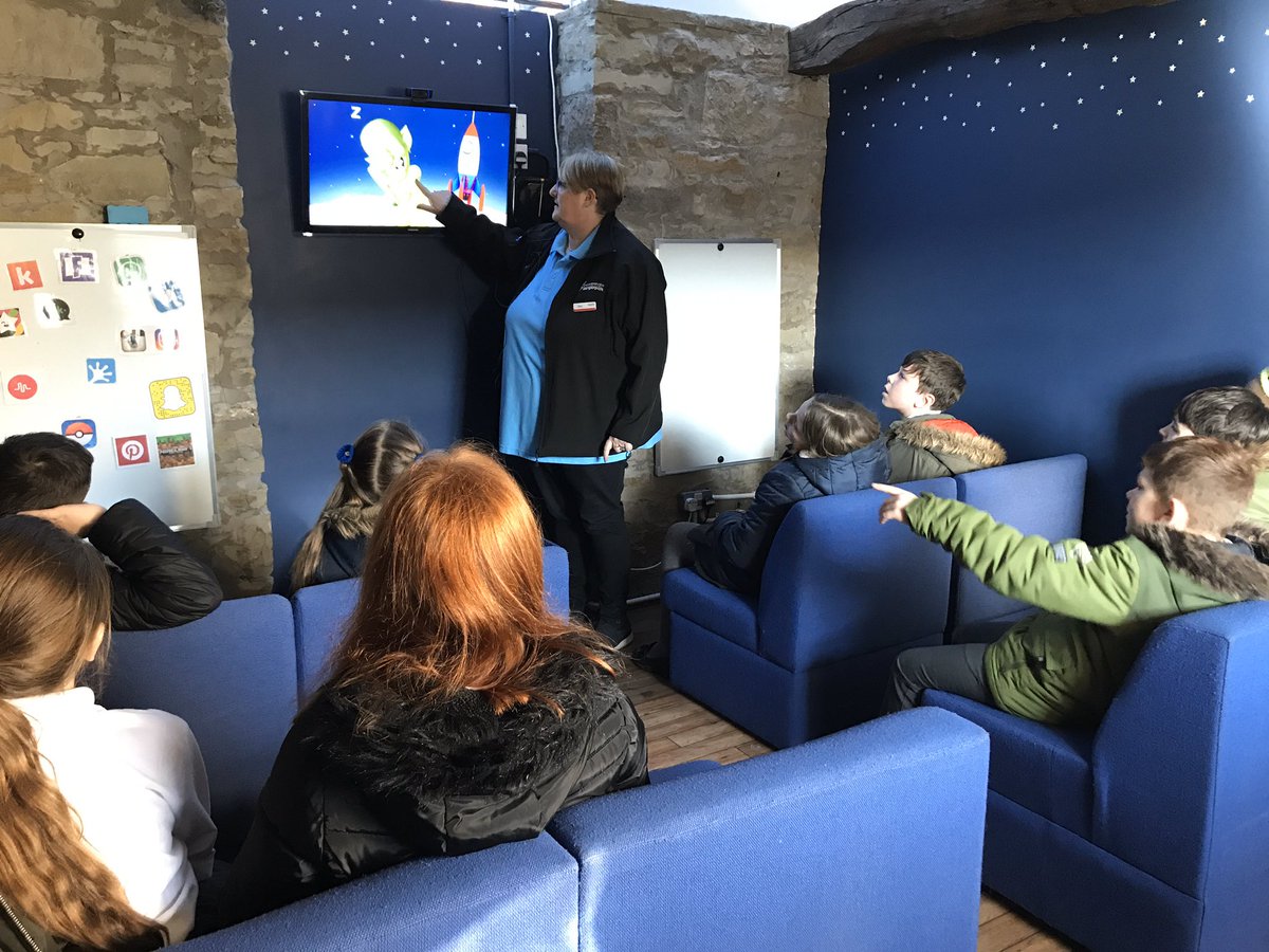 Year6BC's tweet image. How to keep our money safe and how to protect ourselves from dangers on the road, the internet and in the home 🏠 @DangerPointLtd #6SF