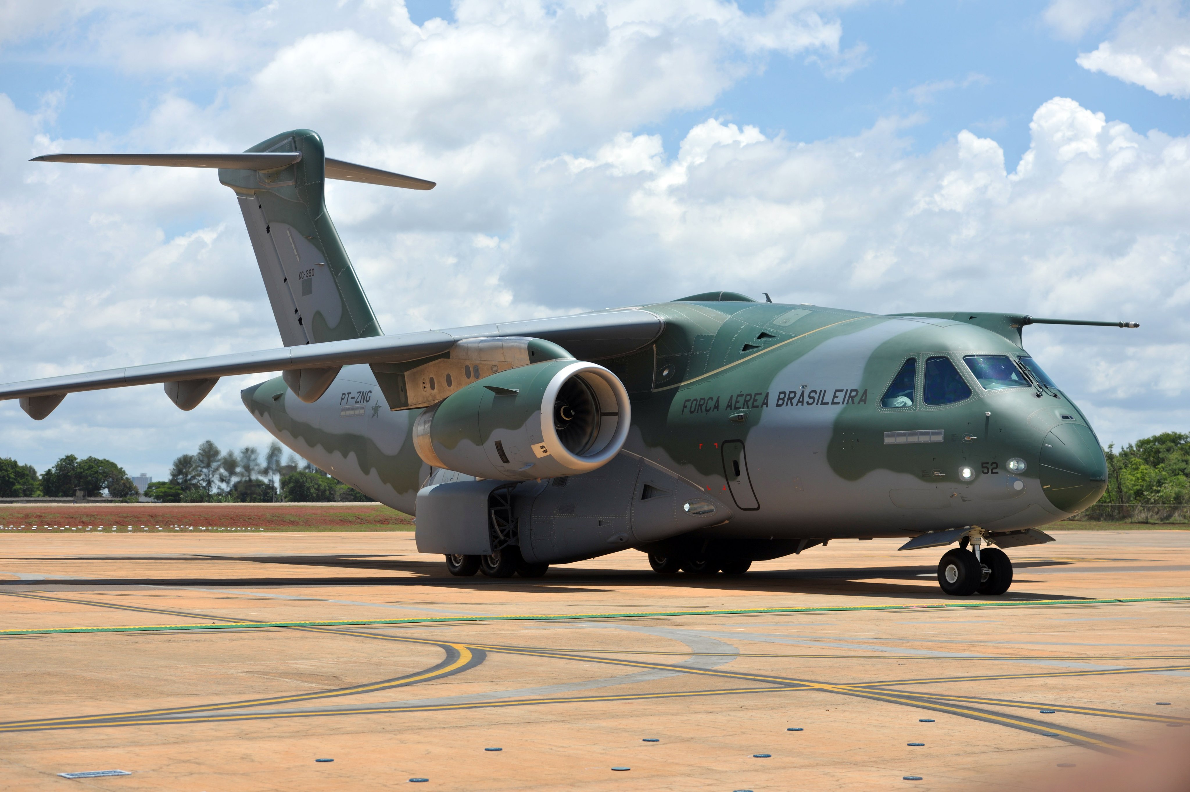 Embraer on X: #Bestof2019  #Embraer #KC390 is awarded by Laureate Awards,  in best new product category for being the largest and most sophisticated  Defense aircraft ever made by Embraer. #Embraer50 #EmbraerStories