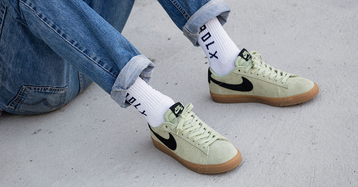 nike sb blazer olive aura