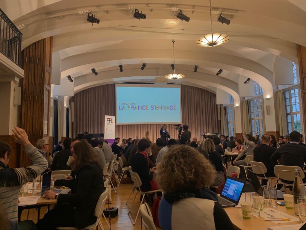 RaphaeleLeroy's tweet photo. Les équipes #Engagement #ActForImpact de @BNPParibas en pleine sélection des lauréats du concours @LaFrancesengage 2020! Déjà 5 ans, et près de 120 projets à impact accélérés ensemble! Qui succédera à @app_elles, @LaTabledeCanaAN, @SOLAAL_, @LENVOL62? Affaire à suivre 😉 https://t.co/bnF0ILHzU7