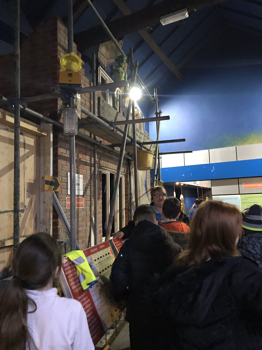 Year6BC's tweet image. Dangers outside and what to do if you experience bullying #6SF @DangerPointLtd