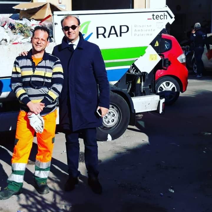 Miliziano_M's tweet photo. I #Management partecipativi talvolta  non vengono necessariamente messi in #crisi dai rapporti cd "amichevoli" a discapito di quelli #gerarchici con i propri collaboratori, anzi spesso permettono al #team o all'#azienda di raggiungere #risultati inaspettati #performance, https://t.co/WFXHEm5niS
