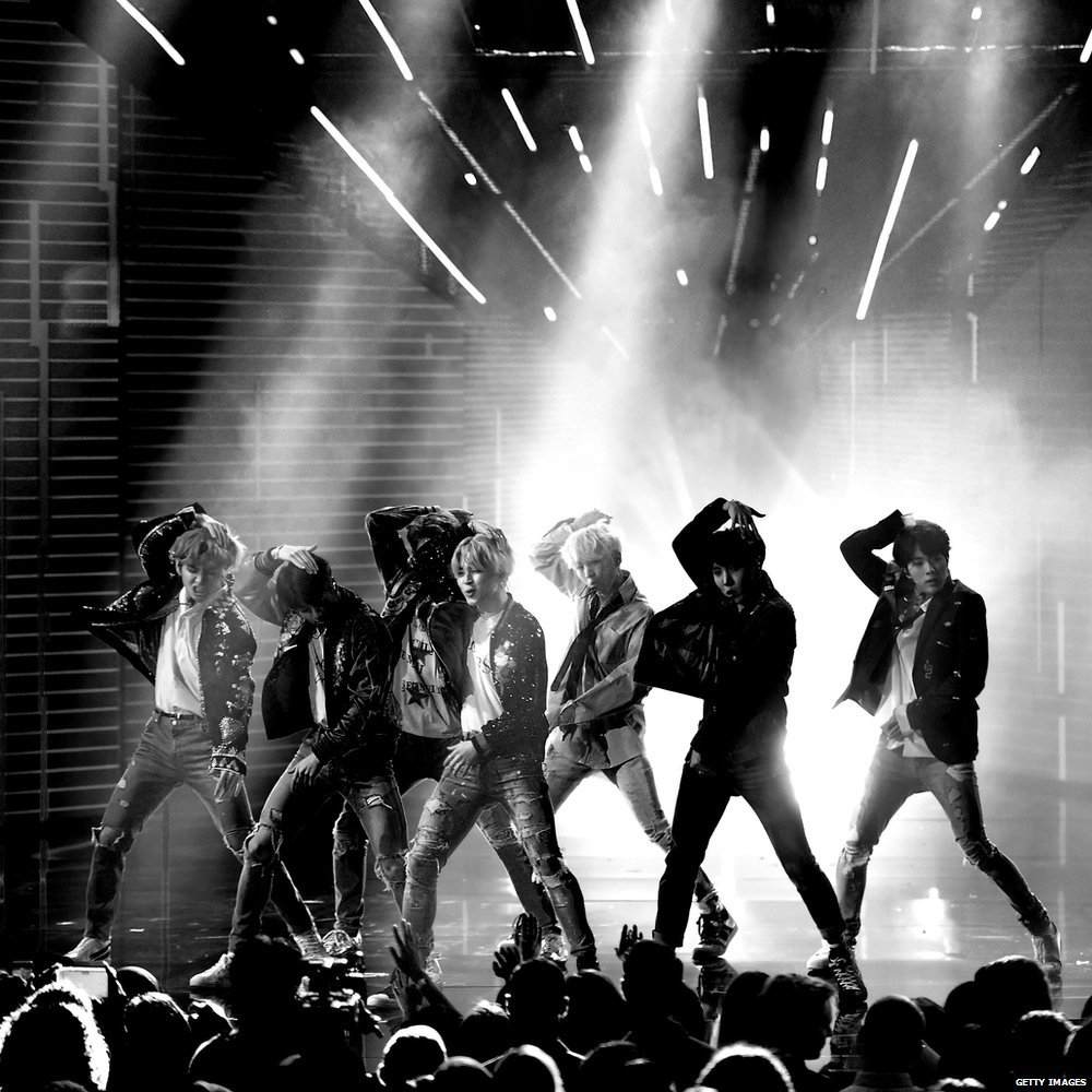 RismaAini5's tweet photo. #CONNECT_BTS 
@BTS_twt 
Kita lalui bersama ... https://t.co/COYS5OGkkB