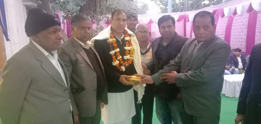 JagdishJangidIN's tweet photo. श्रीगंगानगर में व्यापारियों द्वारा लोहड़ी त्यौहार की पूर्व संध्या पर आयोजित कार्यक्रम में शिरकत की। https://t.co/rmrXOaOXov
