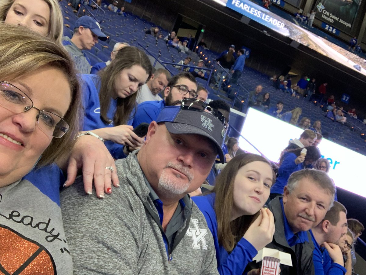 jenprewitt2012's tweet photo. #WeAreUK https://t.co/bKJ9HSjuNg