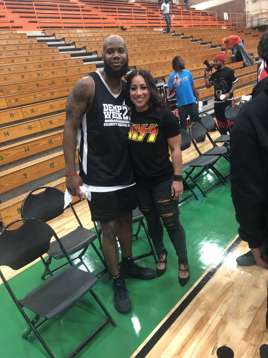 Babylebron__'s tweet photo. #DempWeek23 @TheRealHoopz 🖤 https://t.co/o8jM16HoXV