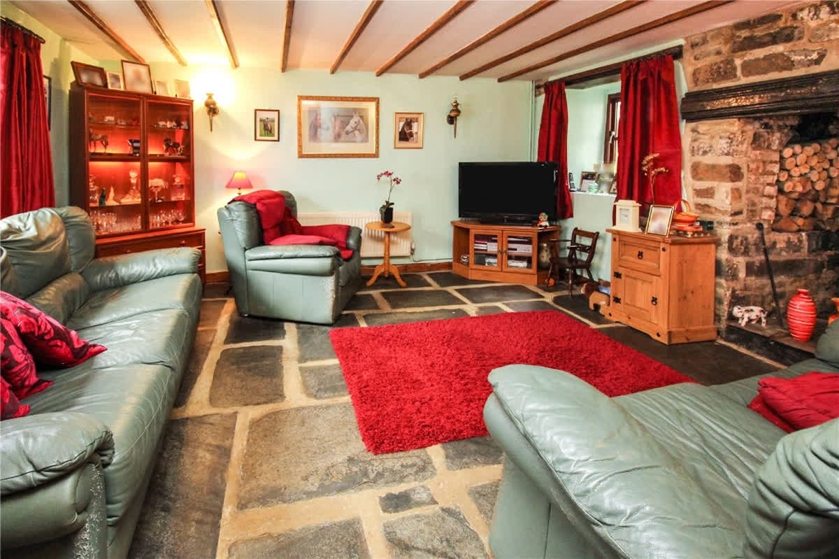 bopproperty's tweet photo. Situated in an idyllic and peaceful location in the heart of the Devon countryside is this period 3 double Bedroom. #ForSale in #MARSHALL FARM, #WOOLSERY, #BIDEFORD, #EX39 5QZ | £350,000
https://t.co/mqyDI2aptX #Propertyforsale #Selling #Home #Beautifulhouse #Dreamhome https://t.co/85wyeC42X8