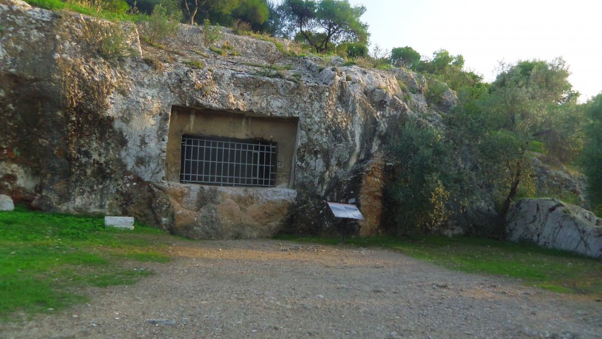 ExplorationsUn1's tweet photo. The philosopher's #Socrates dungeon,at the hill of the #Nymphs..

#ExplorationsUnlimited #Sightseeing #Privatetransfers #Luxurycars #Minivan #Minibus https://t.co/l4wiuVCQ6P