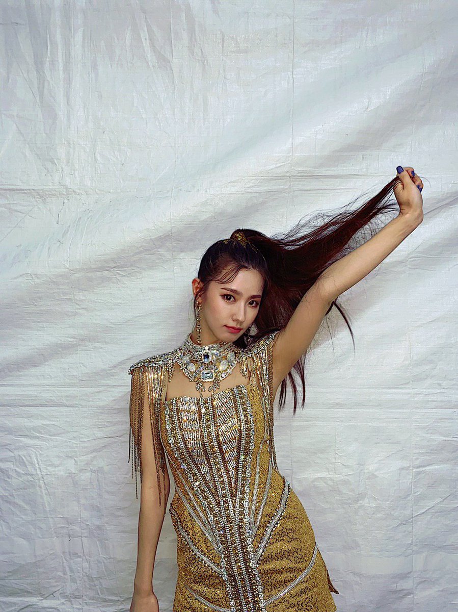 official_i_dle's tweet photo. [#미연] 🖤📸

https://t.co/0Rjapg7iS4 https://t.co/QykM8YBI2L