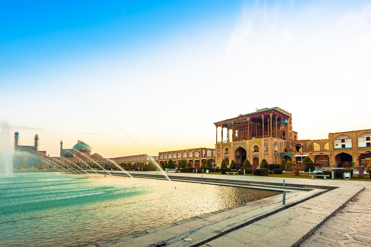 Visitingpersia's tweet photo. Step in the #Ali_Qapou Palace in Naghsh-e Jahan Square in #Isfahan to experience the splendor of 400 years of the courtier and its amazing arts. https://t.co/MtUQKm3J4g