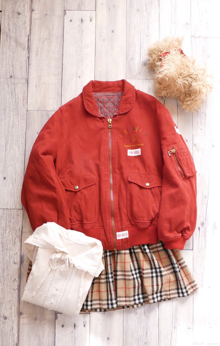 古着屋マッシュ Pink House バックロゴ 刺繍 コーデュロイブルゾン ピンクハウスらしさ溢れる落ち着きのある深みレッドの極細コーデュロイ 丸みを帯びた襟がキュート 裏地はレトロな赤のタータンチェック 通販はこちら またはdmから T Co