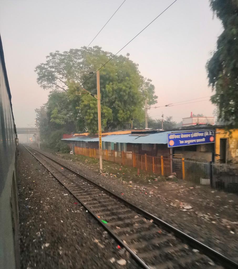 AstraeusofHill's tweet photo. Some clicks during visit to #ET #Itarsi of #WCR.

© phoenix OGD ™, WCR 2020 Inc. https://t.co/PA35M914cb