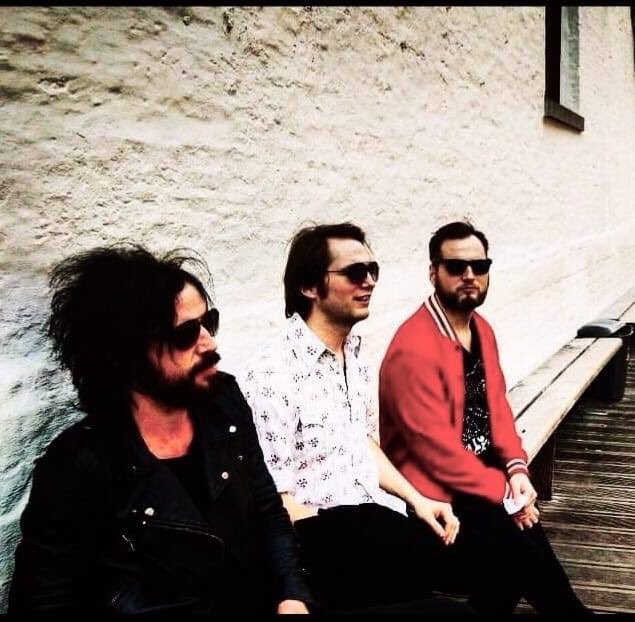 Get on to this hot lineup we’ve put together on THURSDAY 30th JANUARY at The Peer Hat.

The Monofones
Snakerattlers
Bones Shake
Thee Windom Earles
The Red Stains

m.ticketline.co.uk/order/tickets/…

Come on down. Low down and scuzzy.

#garagepunk #punkblues #rockabilly #manchesterpunk