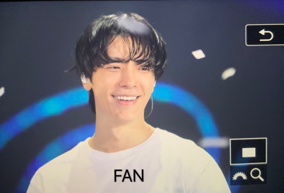 fan.photogallery tweet media