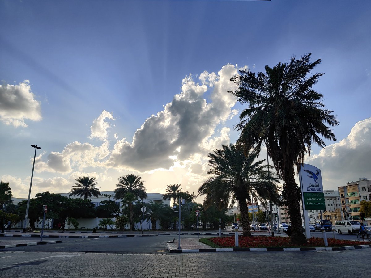 More #goodweather please ♥️ #Deira #OldDubai #streetphotography