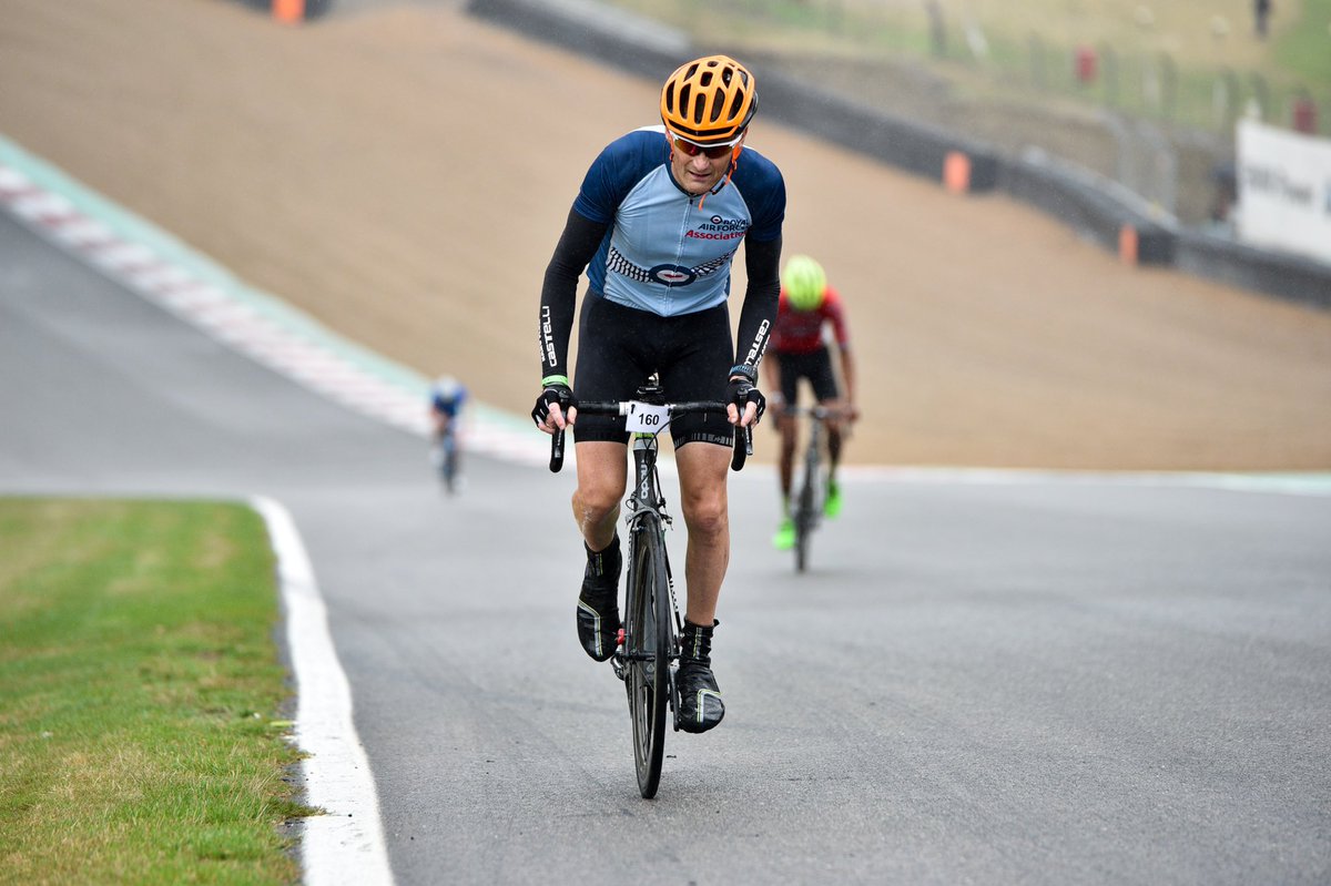 RoyLUFC's tweet photo. A few charity rides done too for @PoppyLegion @RAFAssociation @DofE on #Lejog #diamondchallenge #P2P #pedaltoparis #revolve24 #ridelondon @revolve24 now for @MindCharity #cycling #tribrun #REDJanuary2020 #fundraising #mind #charity https://t.co/clA0bT3nfz