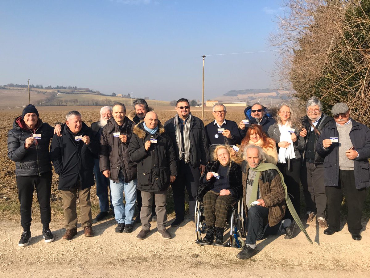 PdfMarche's tweet photo. Coordinamento regionale @PdfMarche con @dimatgab #11Gennaio2020
#NicolaDiMatteo
#PopolodellaFamiglia
#PDFMarche https://t.co/ZpE9jMa8Tg