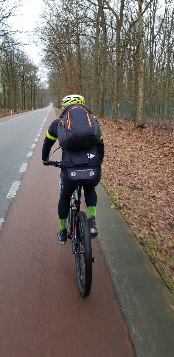 Wielerboek's tweet photo. Met de rugzak op naar @mtjallingii waarbij Project @Paris_Roubaix van @RaoulDeGroote weer een kasseistrook verder is gekomen. Want 3de plek 2011 verdient ook zeker een ereplek in dit boek. VRAAG: Wie kan helpen met meer kasseihelden? #nualtrots #signeren #hulpgezocht #veilingitem https://t.co/HhB7bII8PO