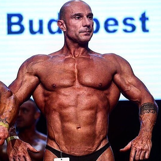 FabrizioCavazzi's tweet image. Memories - 2017 -  great shape #shape #oldschoollabs #oldschool #oldschoolbodybuilding #shred #shredz #fitover40 #fit_over_40 #bodybuilding #bodybuildingmotivation #gymmotivation #gym #posing #posingcoach #eatclean #workoutmotivation #allenamentopesi #sa… ift.tt/35HP1RL
