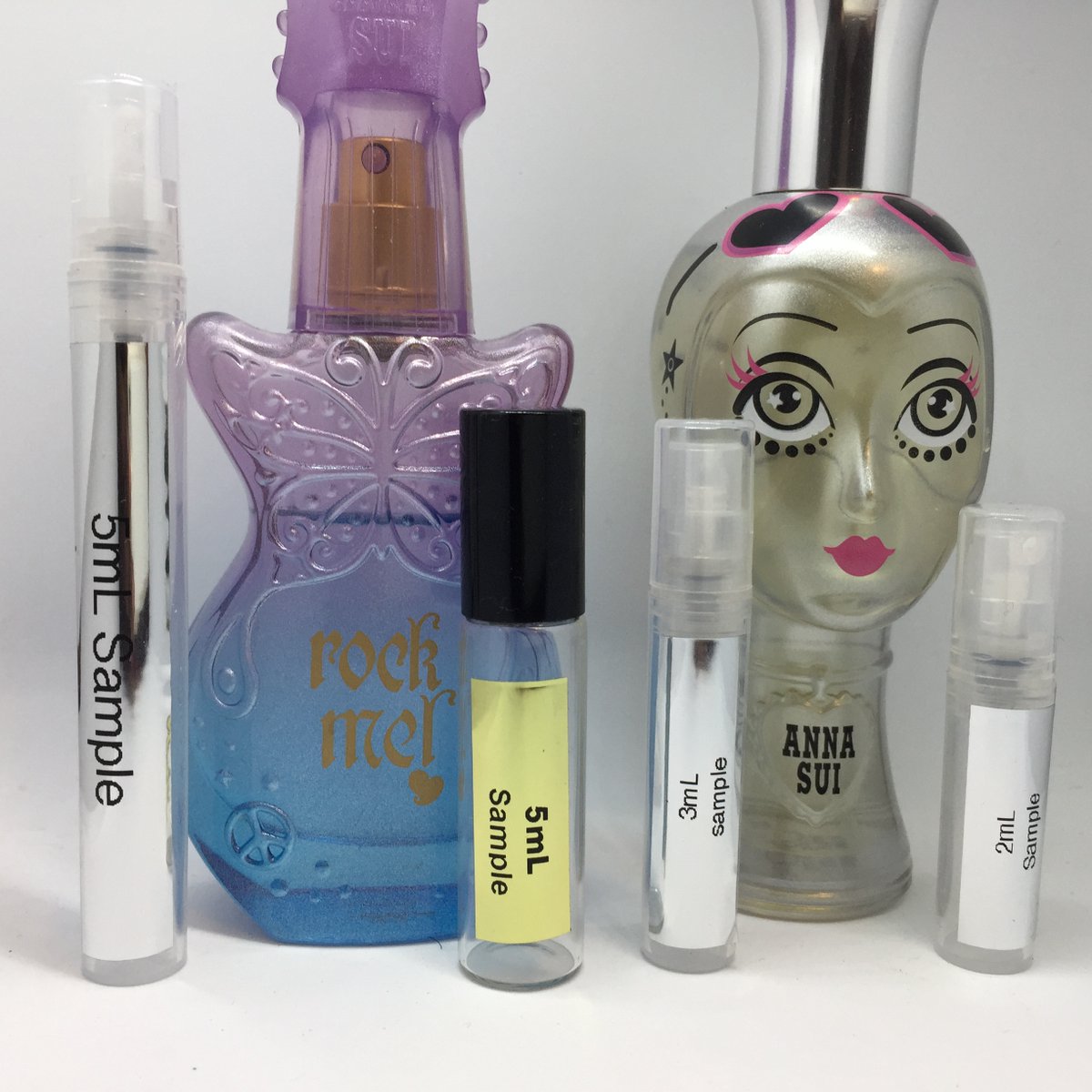 Check out what I’m selling on #Mercari! 2pc ANNA SUI EDT Mini Spray/Roll-On Set ow.ly/Iez950xPR6S #AnnaSui #Fragrance #MercariSeller #decant #Decantshop #fragrancecommunity #igstore #perfume #eaudeparfum #eaudetoilette #fragrancereviewer #scent #scentbird #scentbox