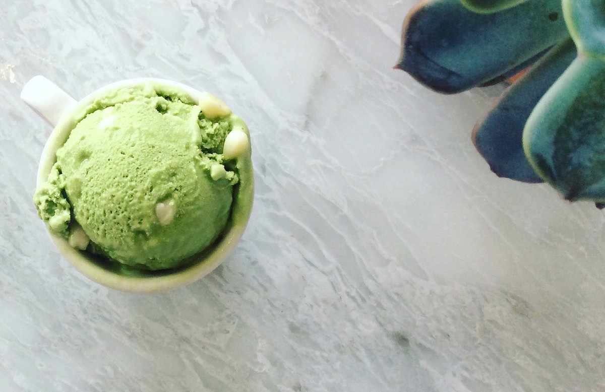 FoMu_Icecream's tweet photo. What do you do on a 60° day in January? Eat ice cream… of course
🌿🍦💚🍵🍦
#nojackettoday #getacone #matcha #veganicecream #allreal #allnatural #plantbased #realgood https://t.co/xyTuKE4WFW