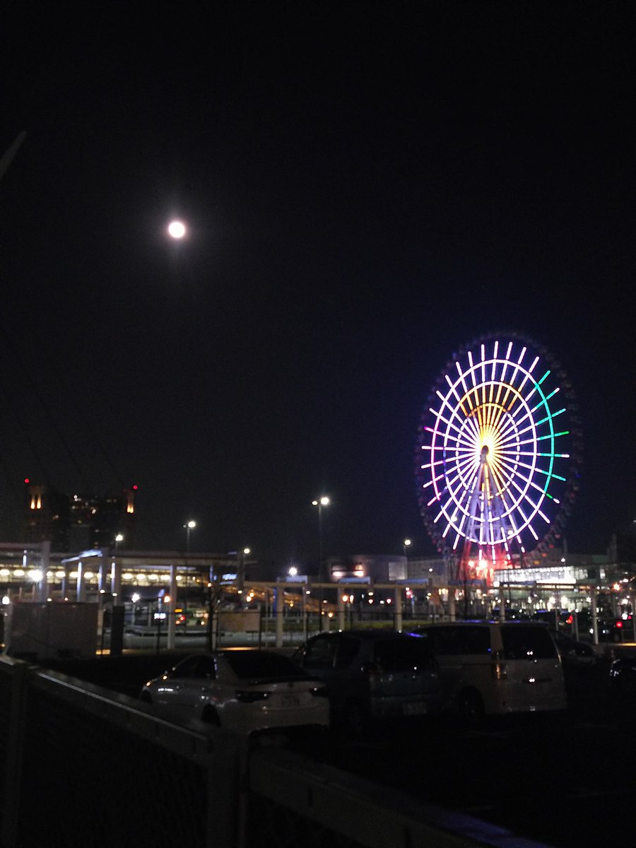たっしー どの商品もドラえもんだけ ことごとく売り切れててちょっと残念だったんだけど 満足しました お台場の観覧車と十六夜のお月様 ドラえもん ドラえもん未来デパート たっしー どの商品もドラえもんだけ ことごとく売り切れててちょっと残念だったんだけど 満足しました お台場の観覧車と十六夜のお月様 ドラえもん ドラえもん未来デパート