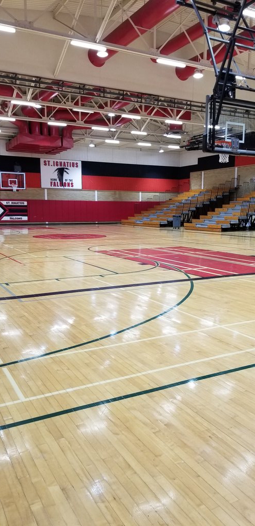 ignatius_bball's tweet photo. The gym is ready! Day 2 begins in 25 minutes... here's to a smoother day🤞 #falconinvitational https://t.co/LwOxCq1stW