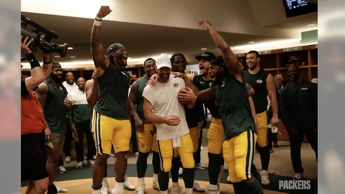 mdPACKERSfan's tweet photo. Sunday canโt get here quick enough! Canโt wait for the #PackersOffense & #PackersDefense to silence all the naysayers! Itโs hard to find a team thatโs ever been more unified then the @packers! What a fun season, start of a dynasty! #GoPackGo #FamilyOn3 #ReadyForTheRide https://t.co/8nhkHr4p1Y