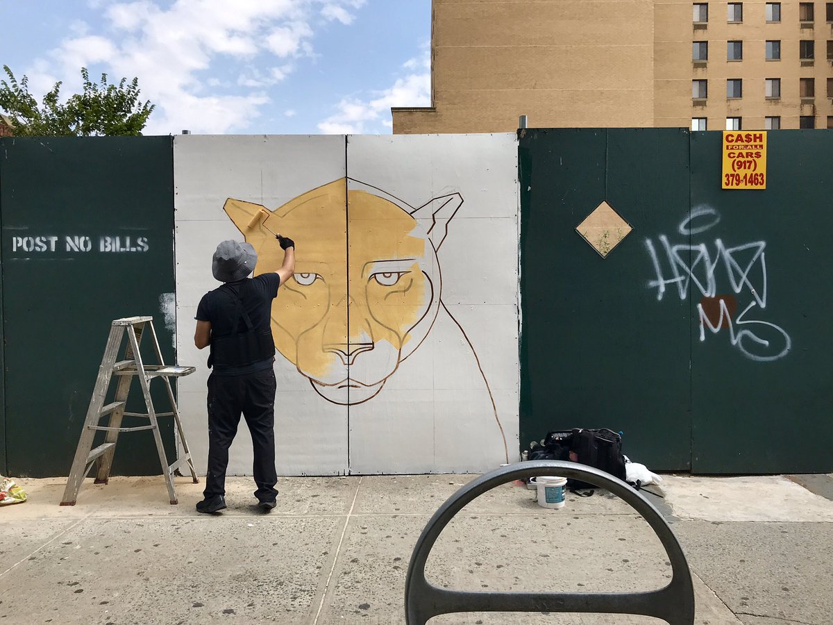 uptown_grand's tweet photo. Confront your fears with courage, and move with grace: A message from the watchful gaze of our “Harlem Messenger of Inner Power” jaguar, painted by the amazing @IsaiasCrow. 🐆 Hope your 2020 is offering time to reflect, re-set and stay true: https://t.co/Bf2agIXOBO https://t.co/1JioC9VAoL