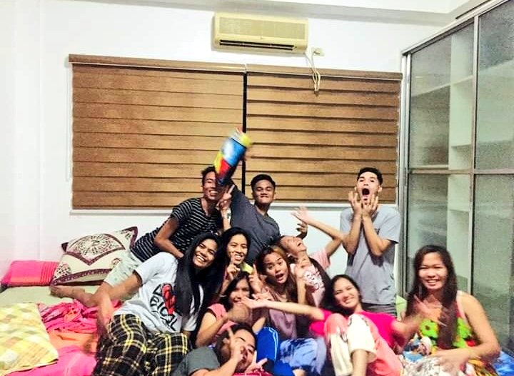 itsAnnSJ_'s tweet photo. Our own definition of #FriendshipGoals❤
#AllForce✊🏻
#LPTs😇 https://t.co/4ZlART8KNG