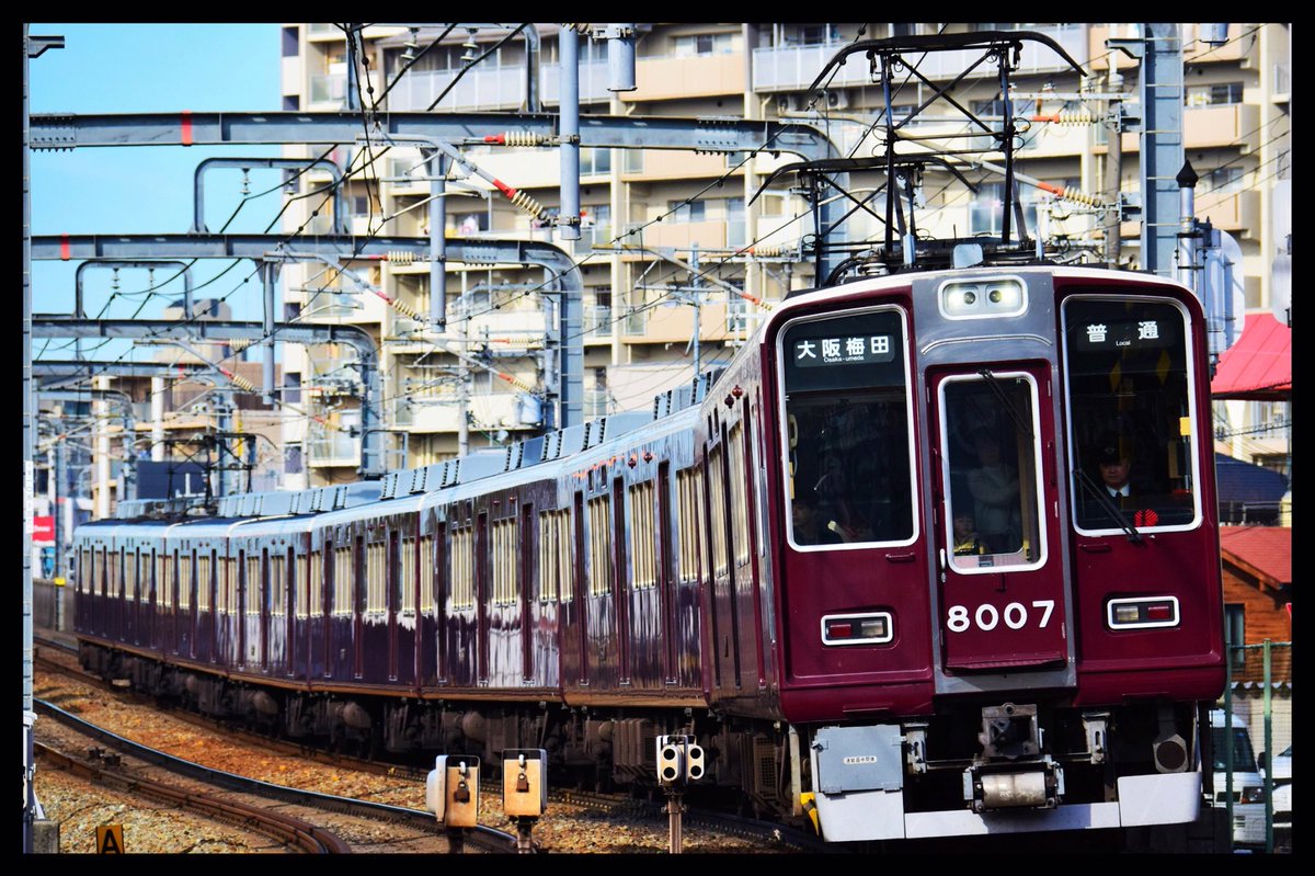 SNOOPY1T0K4's tweet photo. 服部天神ー���根にて8004f・8007f、池田にて、宝塚側の8004f・7018fを撮影
#阪急電鉄 #阪急電車 #8004f #7018f https://t.co/neKjTs58VW