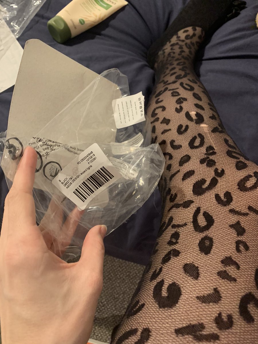 ClaytonBecky's tweet photo. @ASOS_HeretoHelp hi, I got these tights as a Christmas present. Took them out the packet, put them on and they’ve got a ladder in them. Not really the quality I expect 😢 https://t.co/vbwXRarxfv