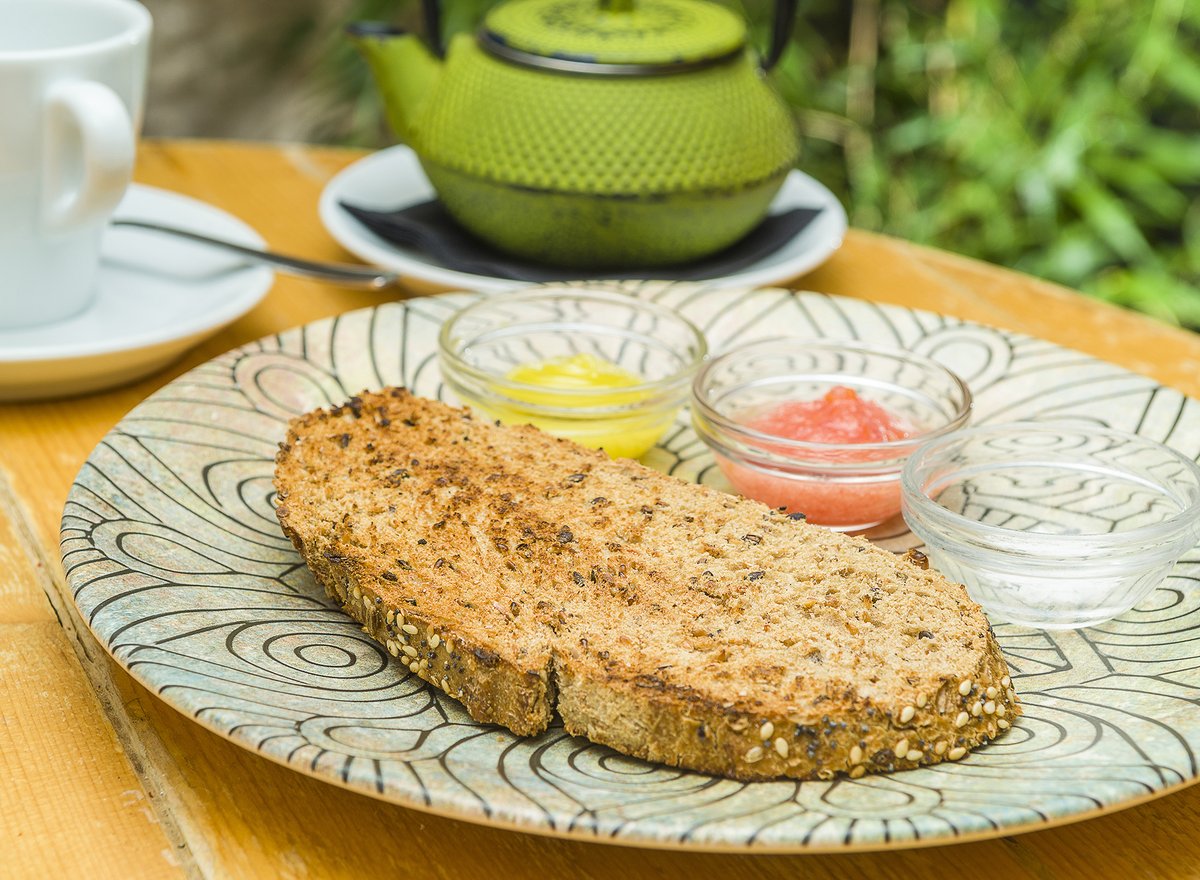 maricastanaBU's tweet photo. A casi cualquier hora 🕐🕖 del día es un regalo 🎁😋disfrutar de éstos y otros manjares 🍵🍖🍰 cocinados en #MaricastañaBurgos 👉 Si sois de buen comer, 😉 ¡este es vuestro lugar!
#EnTiemposdeMaricastaña #PaseoEspolon #RestaurantesdeBurgos #Burgos #BurgosMola #IsabelAlvarezChef https://t.co/hiZVF23Y1a