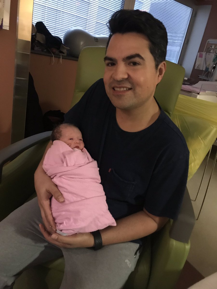 alex7apia's tweet photo. The world just got 5lbs 7oz heavier. I want to introduce Marlowe Josephine Tapia born on Jan 11 at 7:48am. Mom and baby are doing great. #bestyearever #blessed #CanAmerican #MJ ๐จ๐ฆ๐บ๐ธ๐๐ผ๐จโ๐ฉโ๐ง๐ผ๐ผ https://t.co/NMH7Mx1EQh