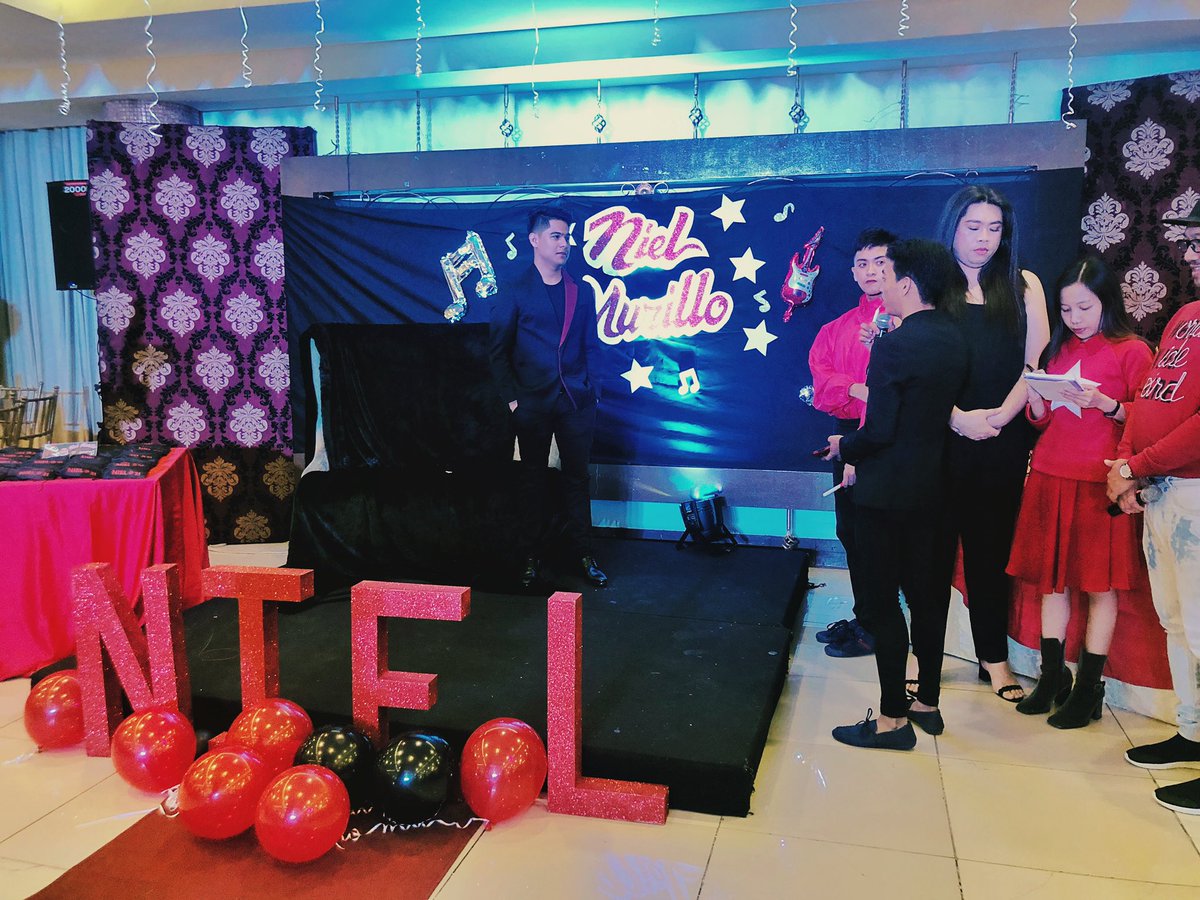 aidelacruz's tweet photo. So @BoybandPH just had a mini-reunion for @boyband_nielm’s 21st birthday! ❤️ @boyband_joao @boyband_tristan

@boyband_russelI and @Boyband_Ford sent videos of their birthday messages for Niel :)

Happy birthday, Niel!!! 🤗❤️ https://t.co/UKJjuuhUQW
