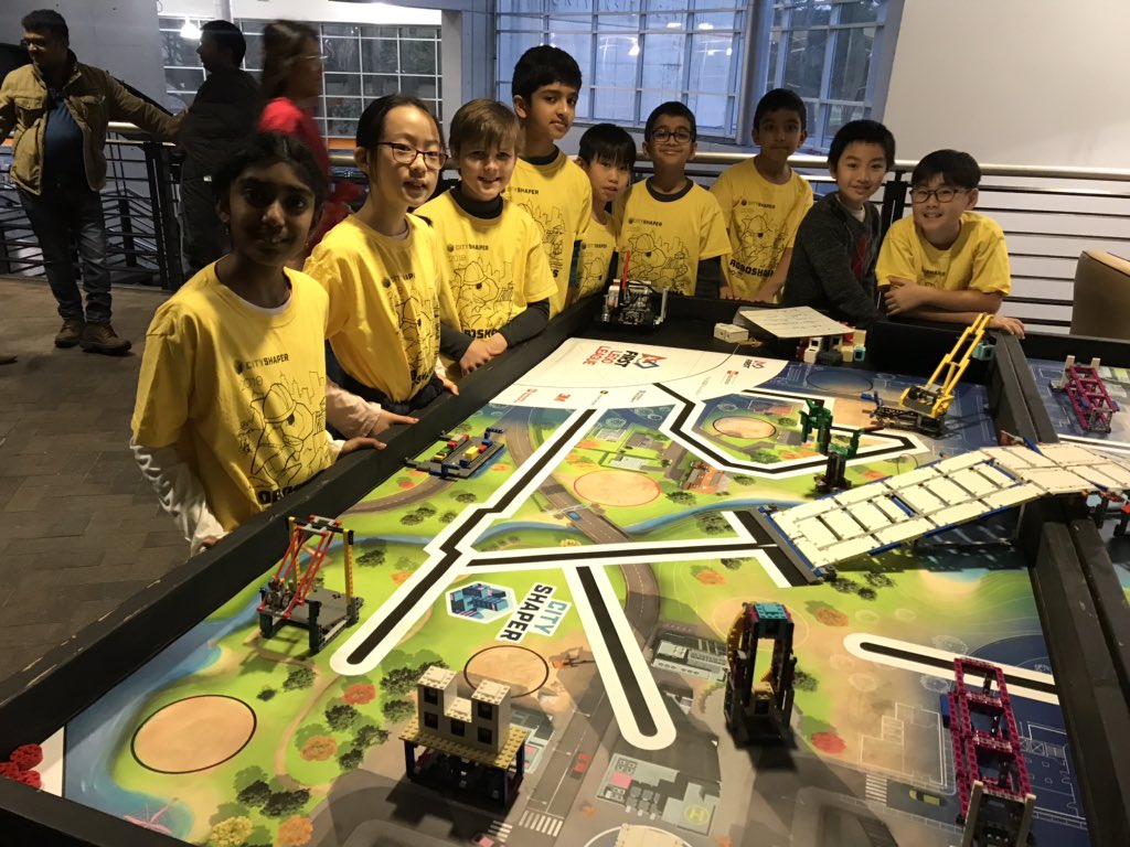 PennywellSTEM's tweet photo. Robosharks are ready for Super Regionals!!! @ShakeragElem #Robotics #FLL @firstlegoleague https://t.co/CHrZQvvGUz