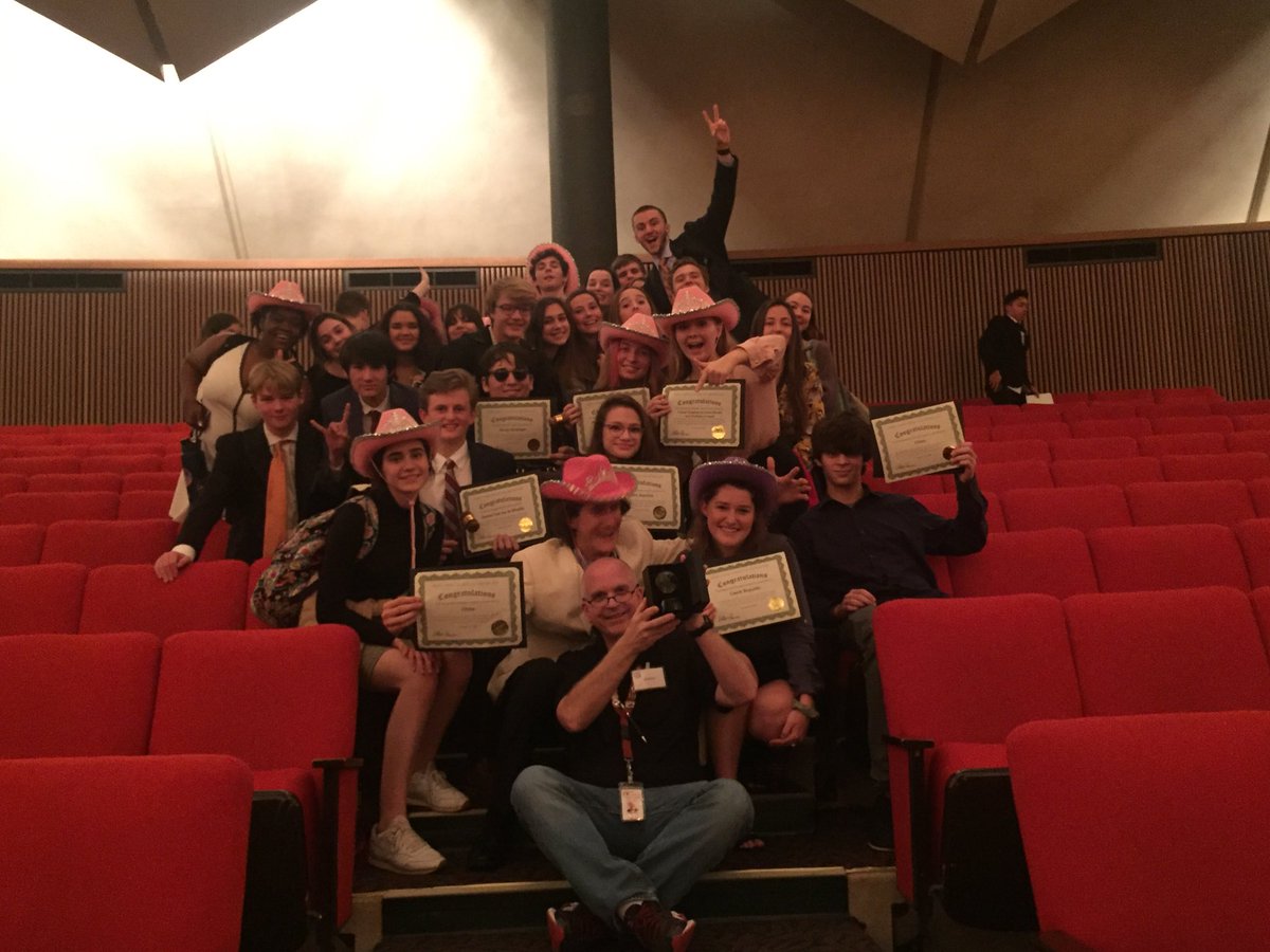 austinhighmun's tweet photo. Best Large Delegation  Award! Way to represent AHS ! What a team! @#MUNSA https://t.co/BxNS3ptX6R