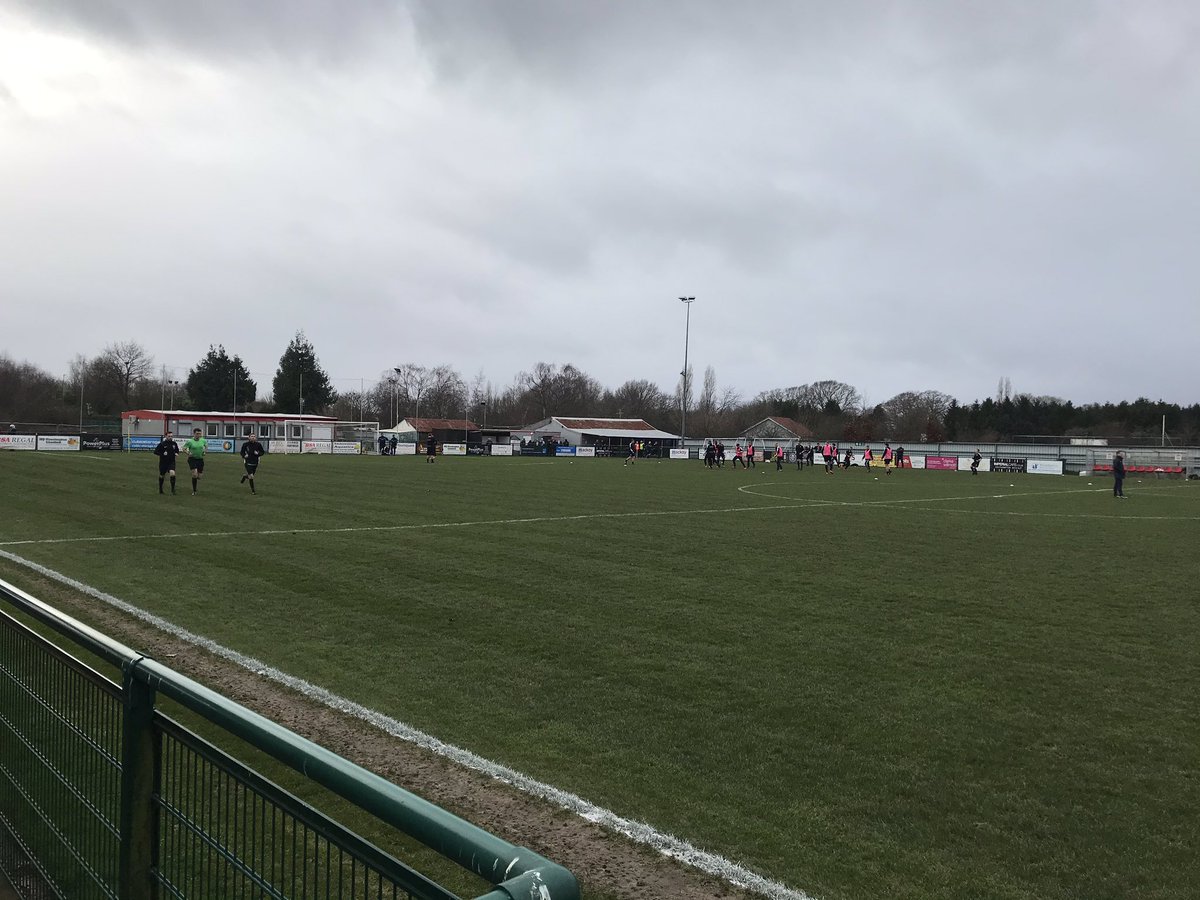 therobharrison's tweet photo. Weekend off for me. Time for some #refdev in the @SouthernLeague1 improving my game. #LoveTheWhistle ⚽️ https://t.co/wjryfkrf6m