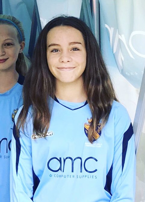 nbh73's tweet photo. Happy birthday Chloe! Teenager tomorrow 🤞for a Royals birthday win ⚽️💙⚽️ #REAvFOR #readingfc #wwgfc #urrrzzz https://t.co/Xo9KDNYDWs