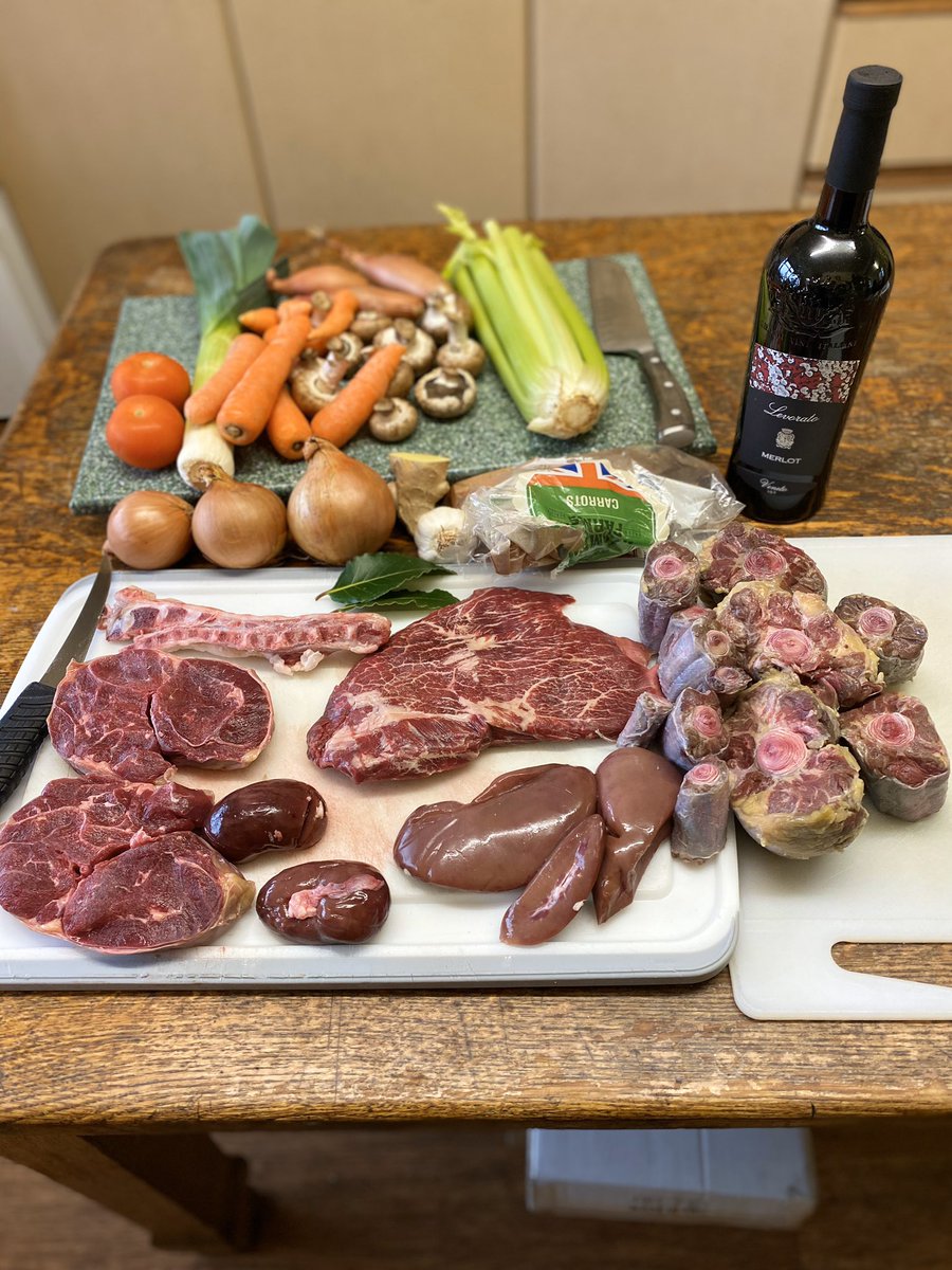 No vegan month here A quiet w/end for a change so playing in kitchen about to make ‘something’ with my own #homereared #beef 
No recipe, just make it up as I go along #oxtail #pigskidney #braisingsteak #shinbeef #lambstail #localveg #shoplocal #rbst #rarebreeds #whiteparkcattle