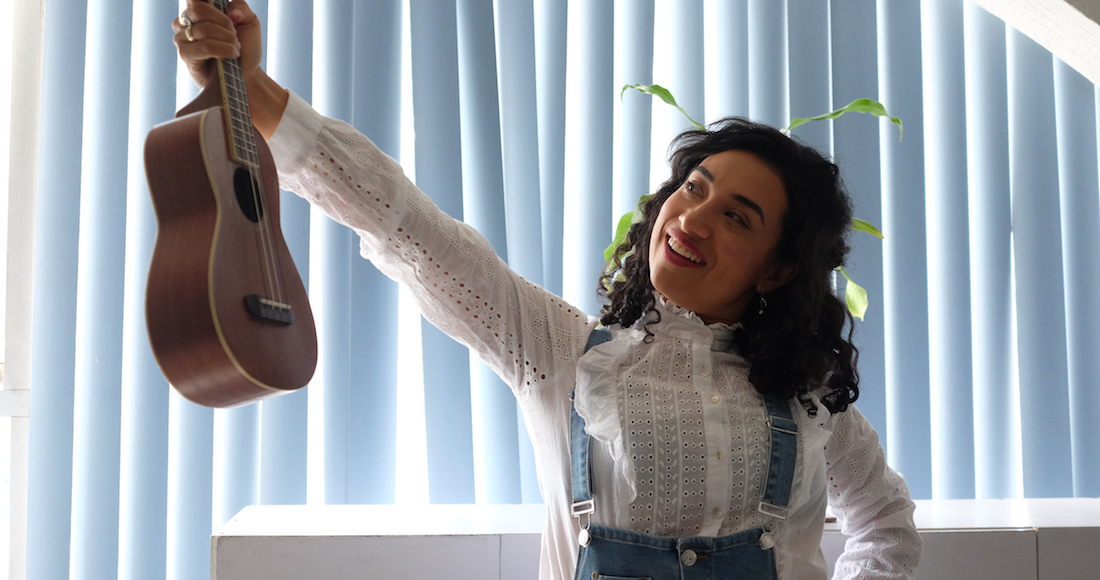 SinEmbargoMX's tweet photo. #VIDEO: Flor Amargo denuncia que autoridades de Guadalajara la despojaron de sus instrumentos https://t.co/PjJxLVGqvm https://t.co/tq9FRxXxZ3