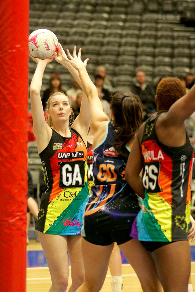 thundernetball's tweet photo. #ThunderPics π©β‘οΈπ€ππ
@thundernetball 67 - 48 @SevernStars https://t.co/KsIRFwT4rr