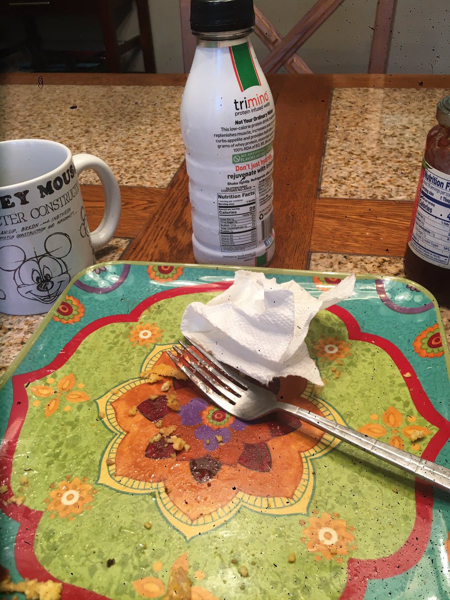 SkipSmith10's tweet image. This is the result of left over chicken fajitas scrambled with peppers, vegetables, and eggs.  Smoked sausage and sour dough toast to finish. Also 😁