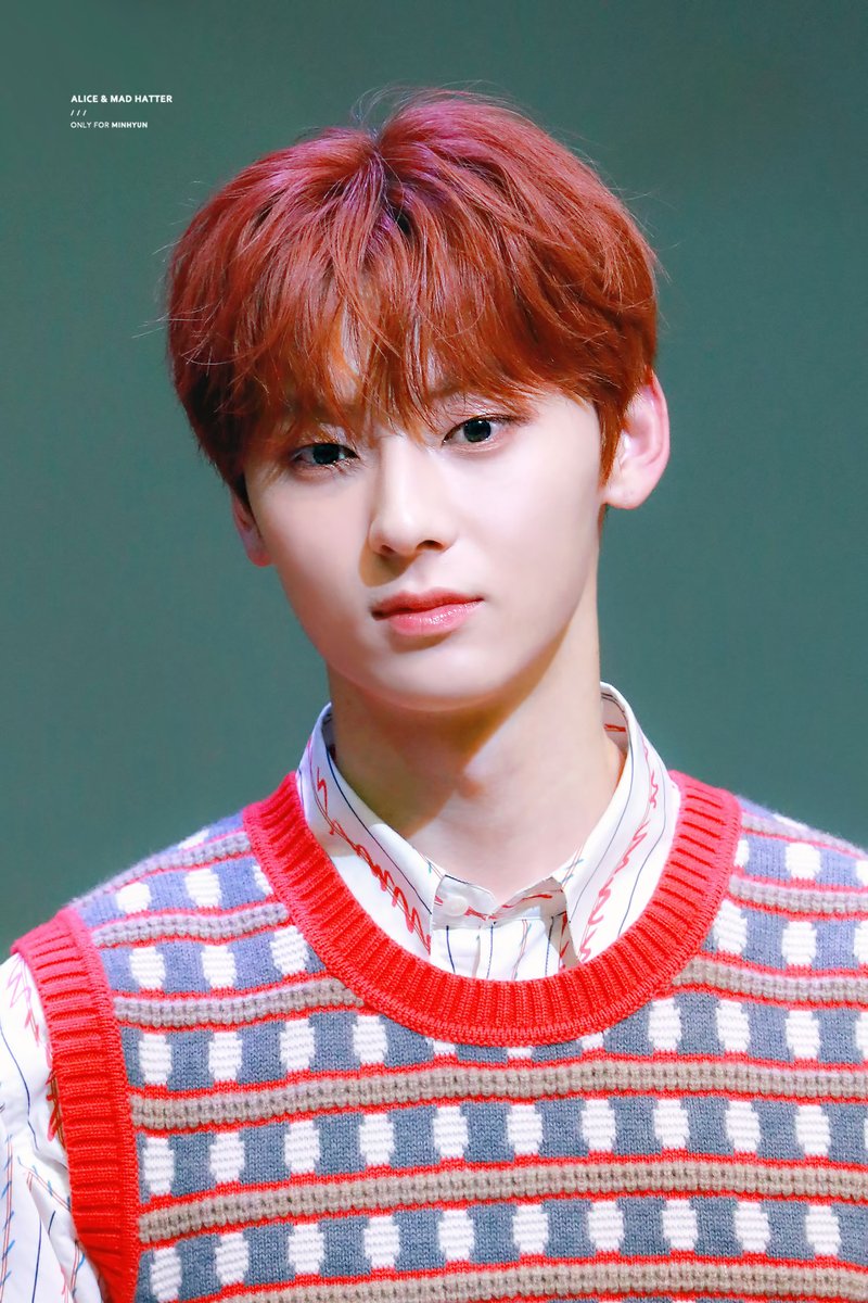 alice_n_mh's tweet photo. 😥😥
#황민현 #민현 #MINHYUN https://t.co/nl3bul5uMI
